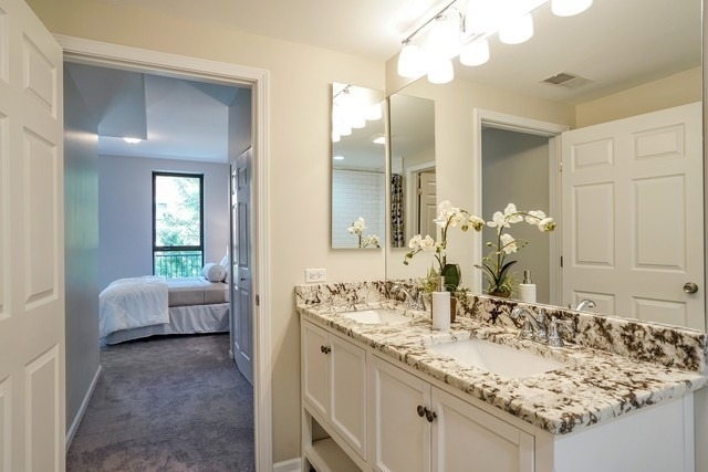 343 W Old Town Court - Photo 9