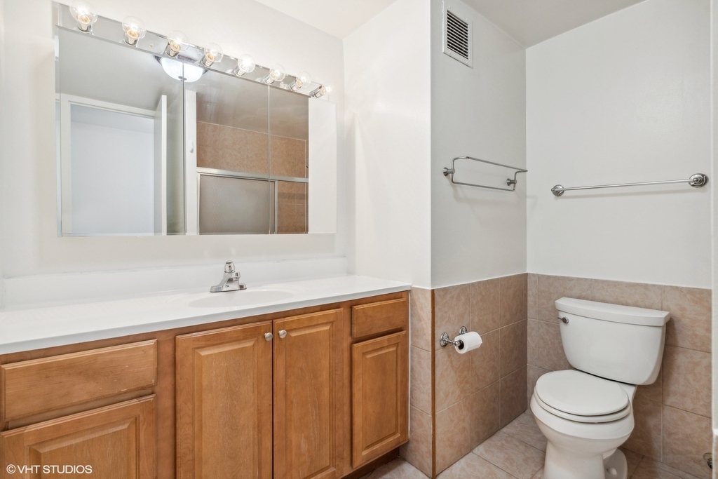 505 N Lake Shore Drive - Photo 8