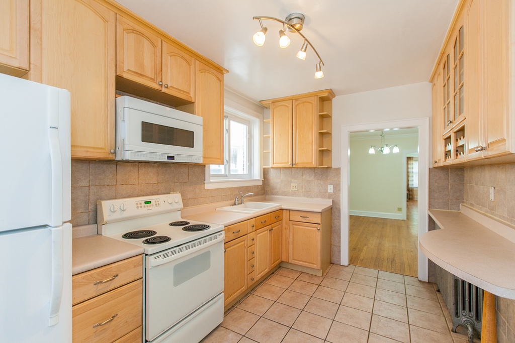 4986 N Major Avenue - Photo 7