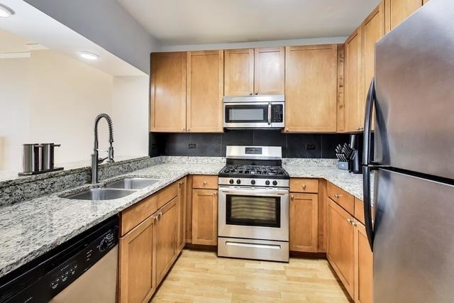 200 N Jefferson Street - Photo 4