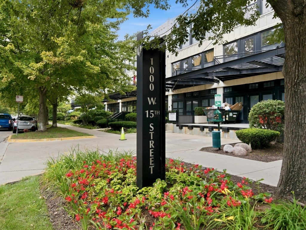 1000 W 15th Street - Photo 18