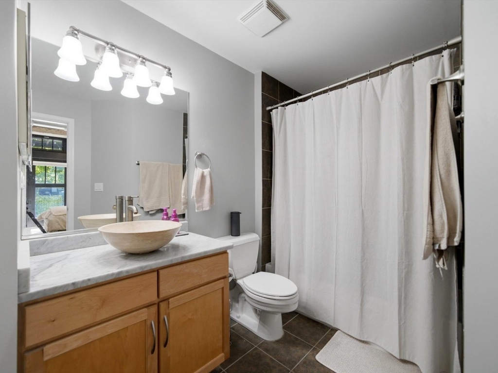 1000 W 15th Street - Photo 14