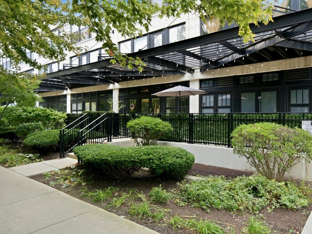 1000 W 15th Street - Photo 4