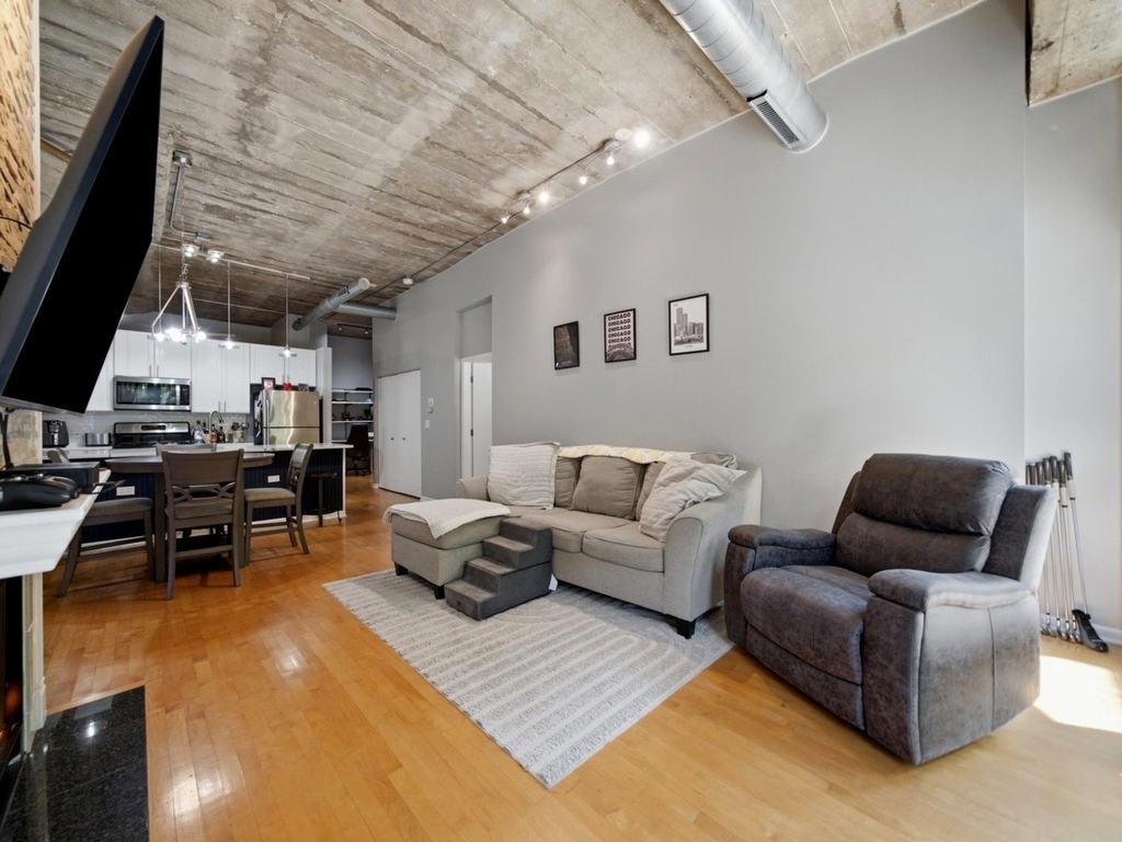 1000 W 15th Street - Photo 7