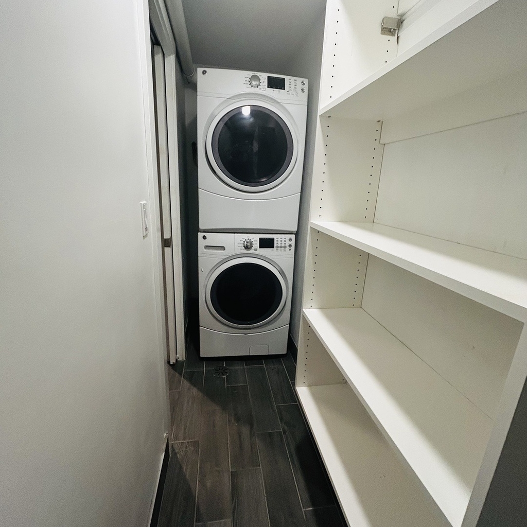 1730 W Nelson Street - Photo 21