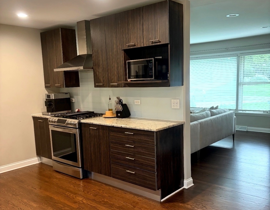 51 Parklane Drive - Photo 3
