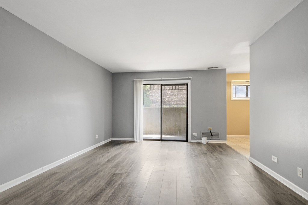 2210 Country Club Drive - Photo 5