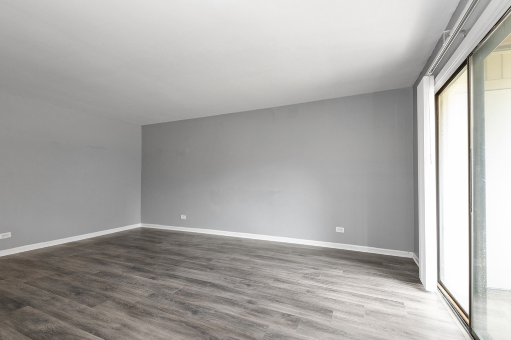 2210 Country Club Drive - Photo 7
