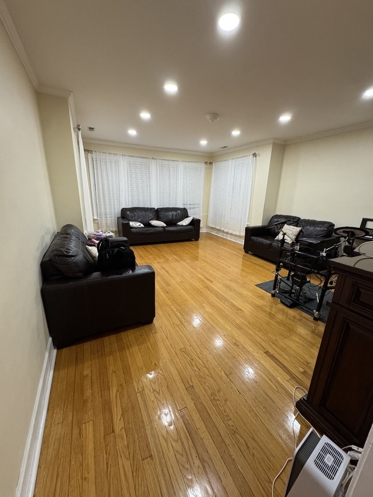 9230 Harding Avenue - Photo 4