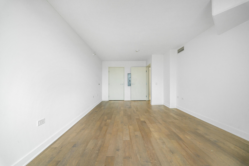 1720 Maple Avenue - Photo 12