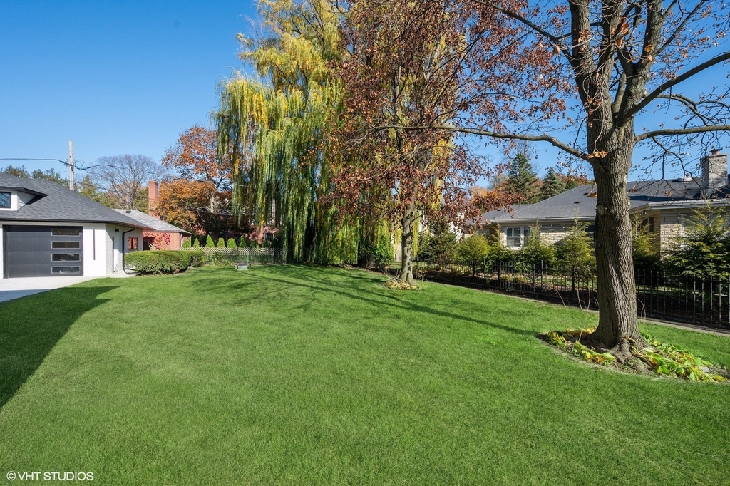 704 Sheridan Road - Photo 50