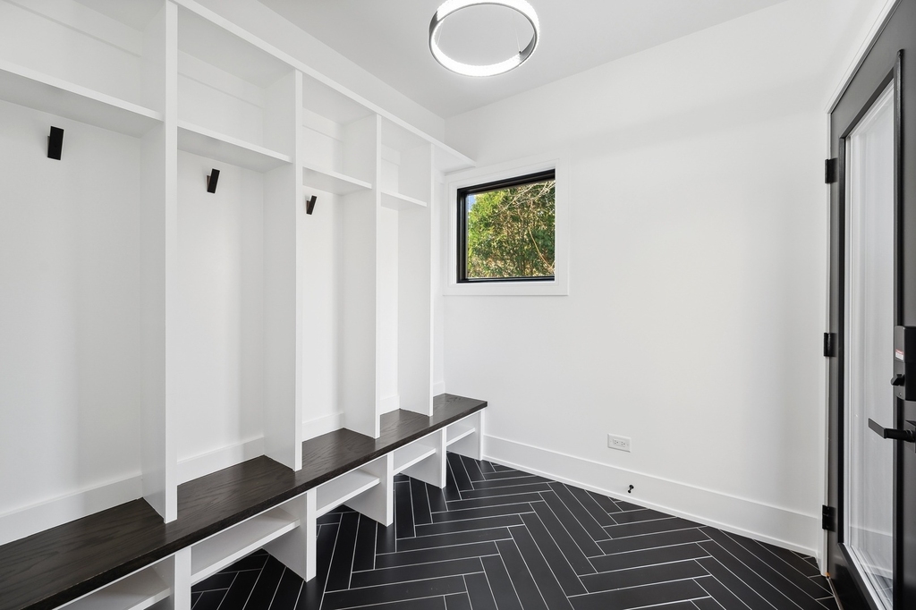 704 Sheridan Road - Photo 22