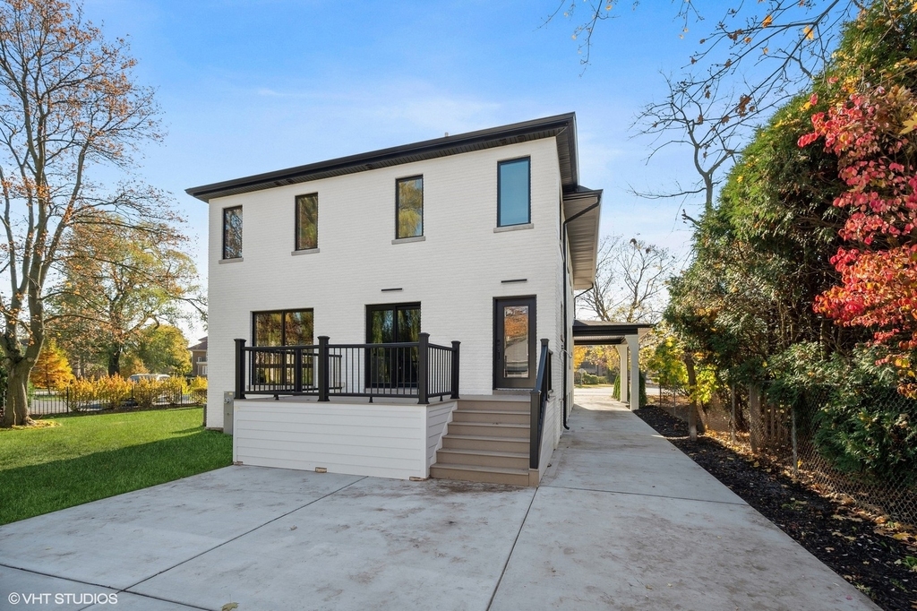 704 Sheridan Road - Photo 47