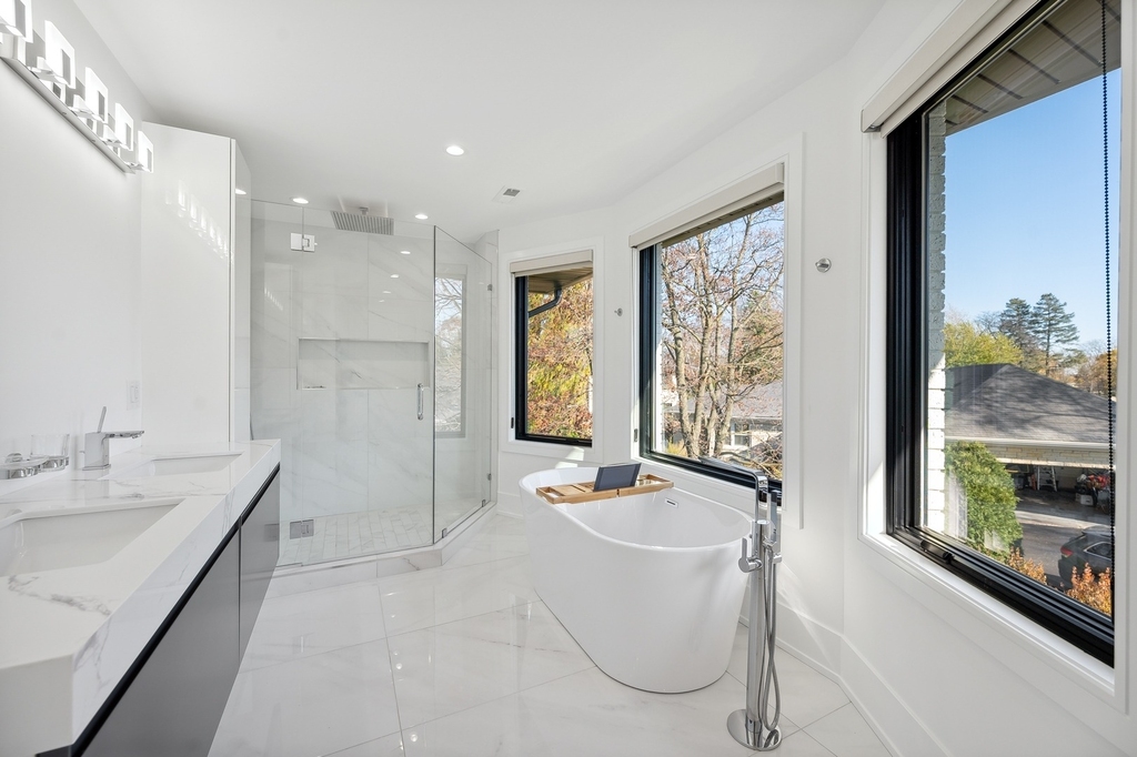 704 Sheridan Road - Photo 28