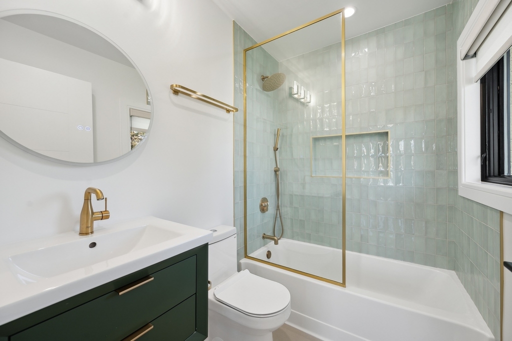 704 Sheridan Road - Photo 33