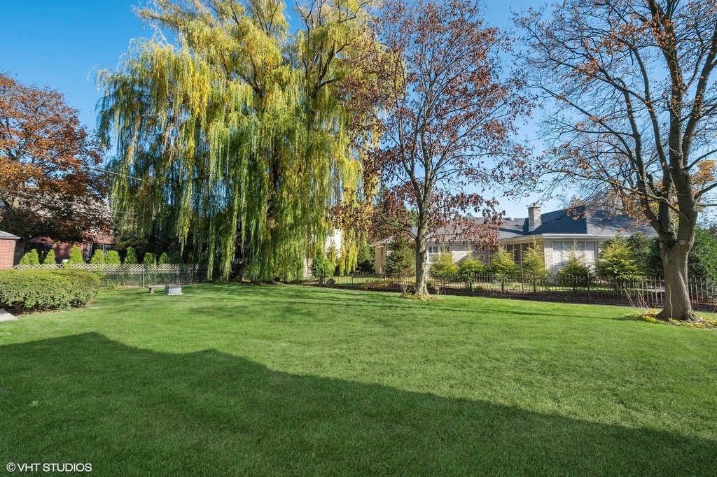 704 Sheridan Road - Photo 49