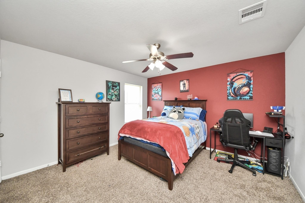 4911 Vergano Villa Drive - Photo 28