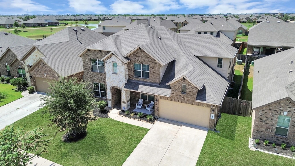 4911 Vergano Villa Drive - Photo 3