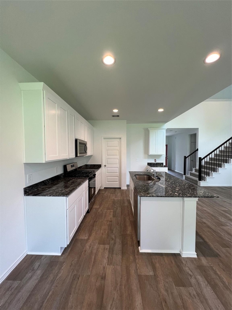 2712 Bryan Grove Lane - Photo 4