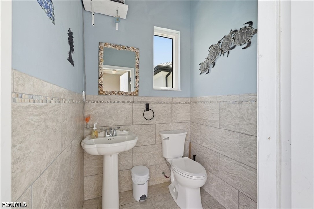 2371 Coral Point Drive - Photo 37