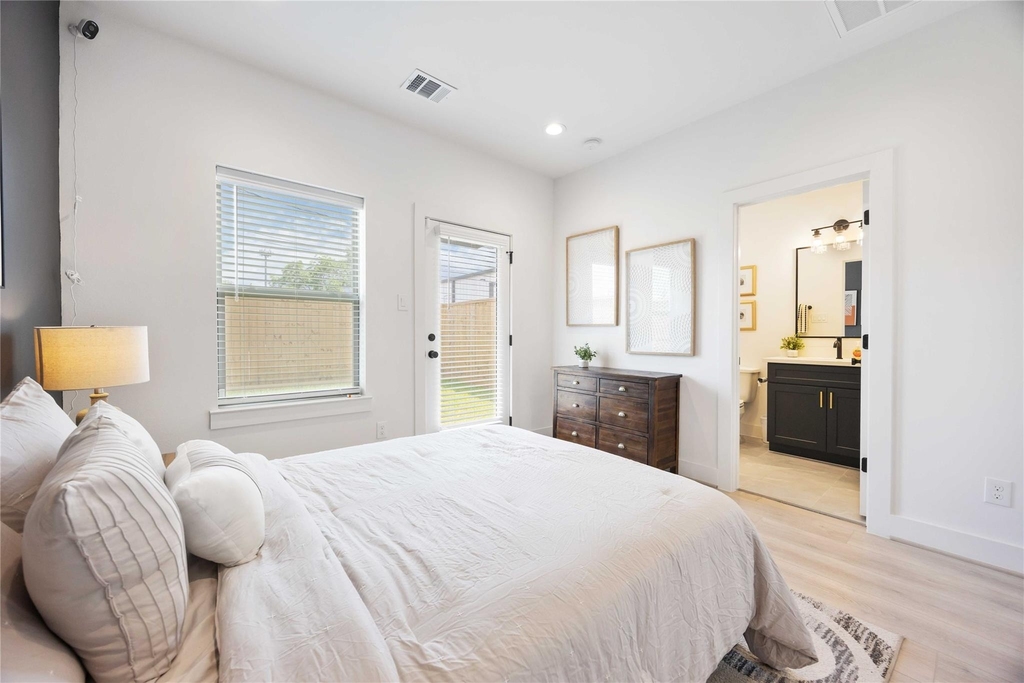 7809 Amelia Road - Photo 24
