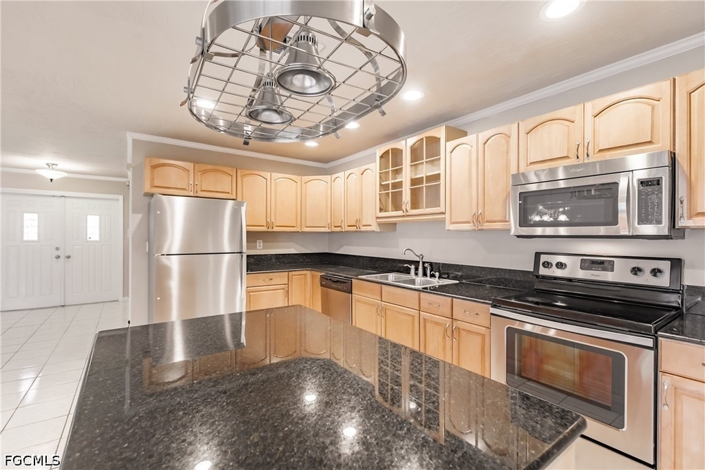 2516 Se 22nd Avenue - Photo 17