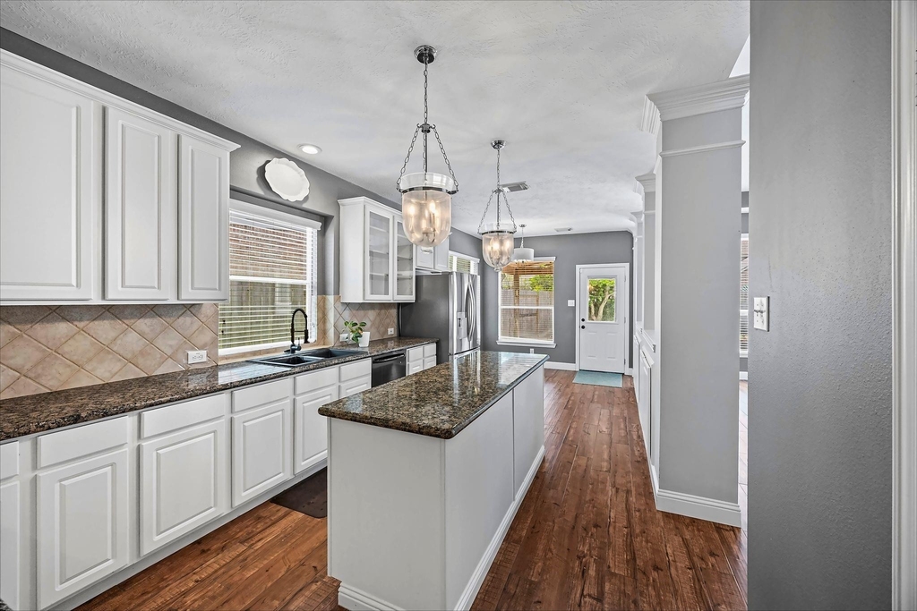 4816 Cypress Spring Drive - Photo 5