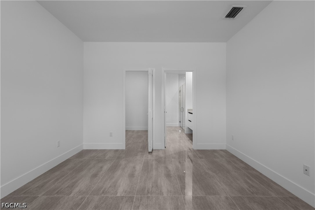 828 Genoa Avenue S - Photo 18
