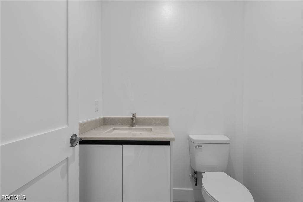 828 Genoa Avenue S - Photo 12