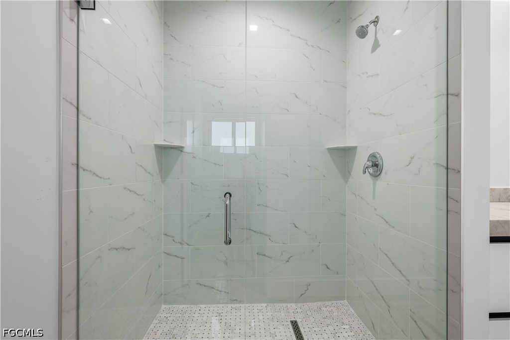 1142 Dutchess Street E - Photo 23