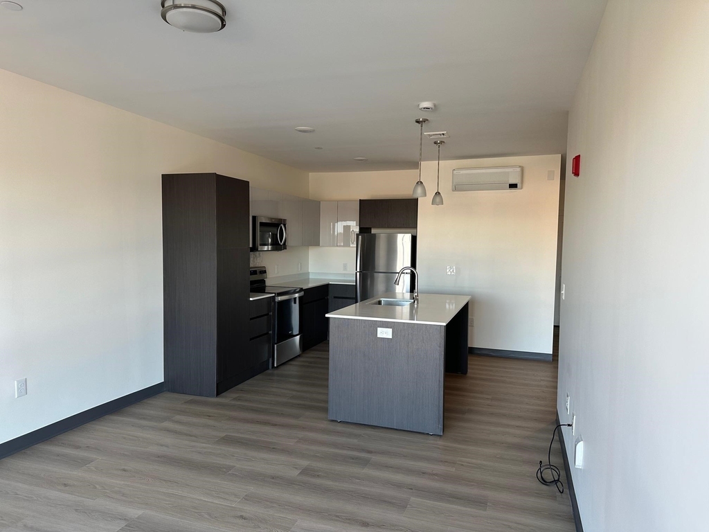 55 North Main - Photo 6