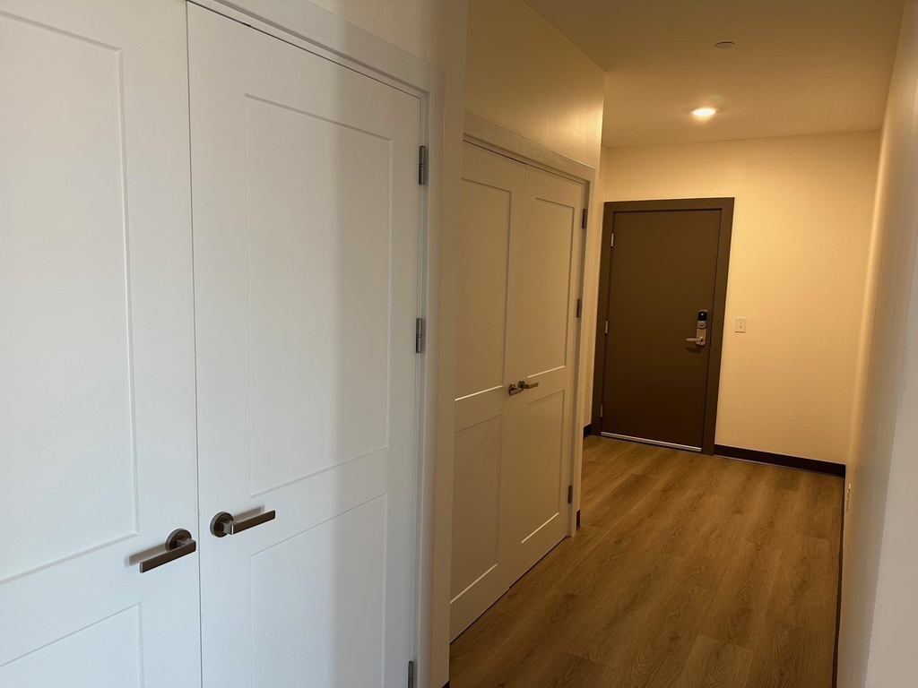 55 North Main - Photo 10