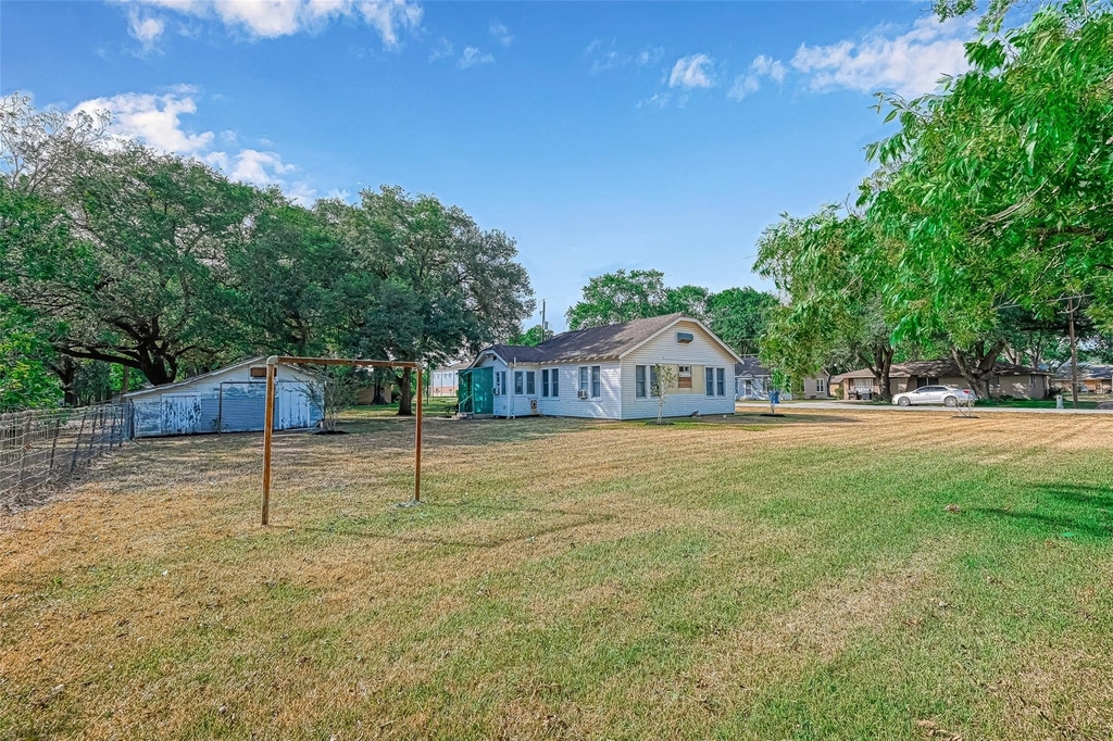 9314 Church Street - Photo 30