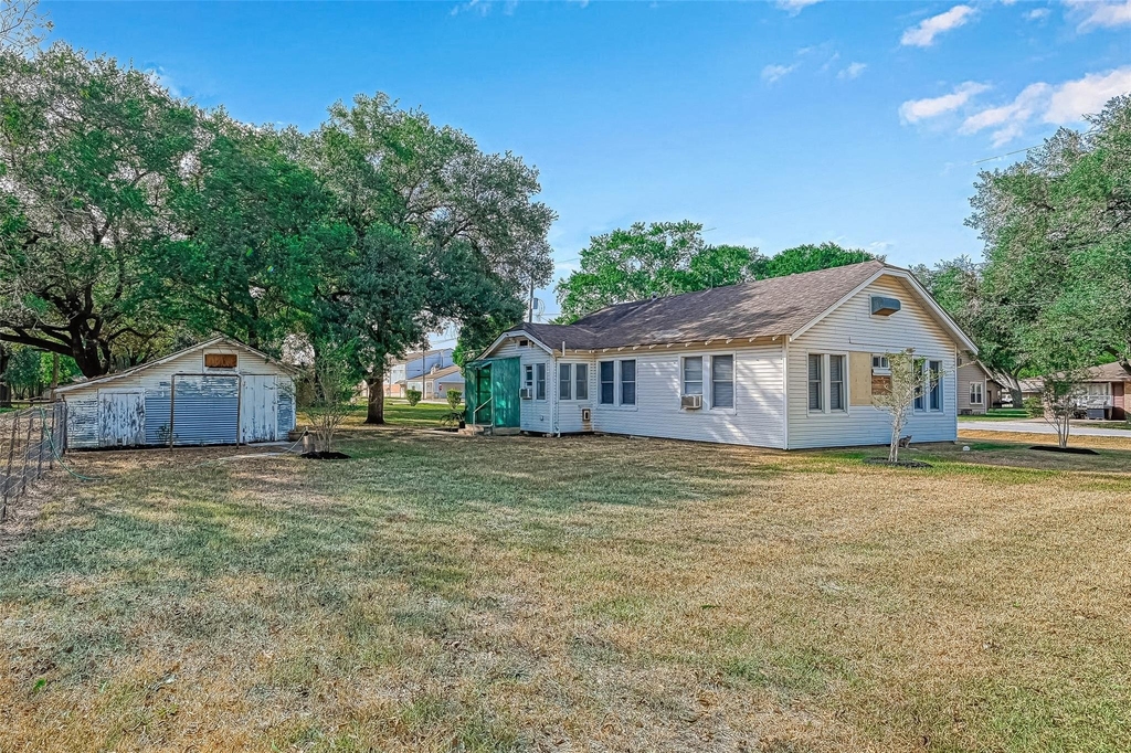 9314 Church Street - Photo 27