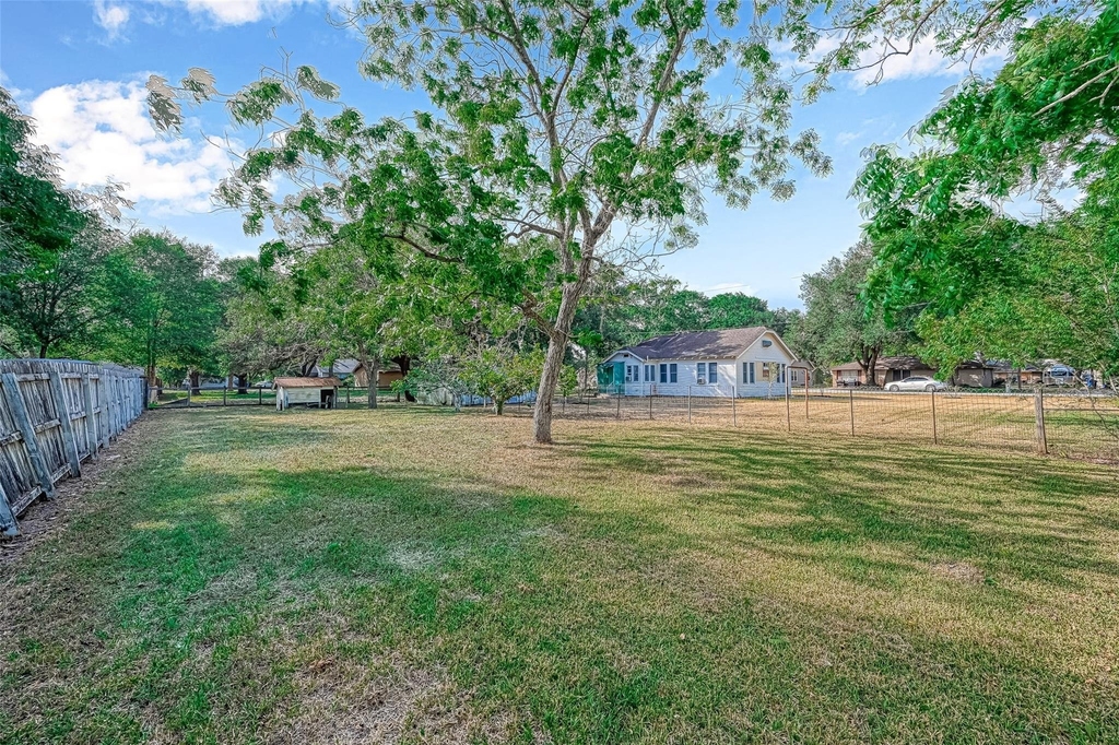 9314 Church Street - Photo 32