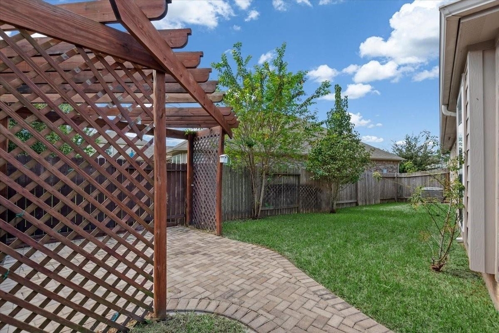 2217 Pine Creek Court - Photo 24