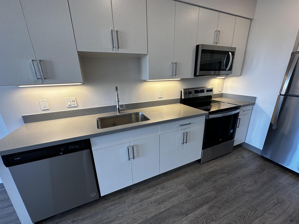 409 Elm - Photo 6