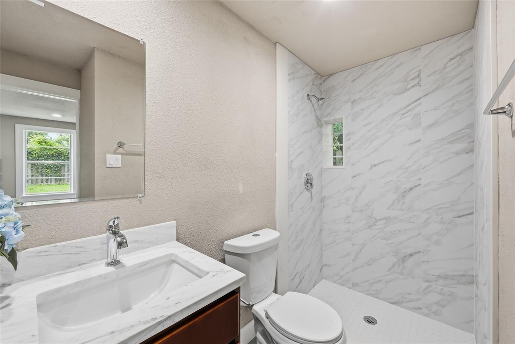 3930 Hartel Street - Photo 19
