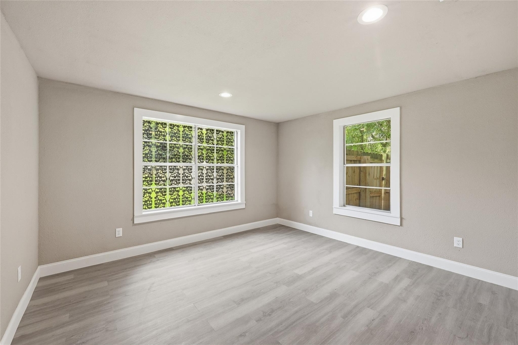 3930 Hartel Street - Photo 20