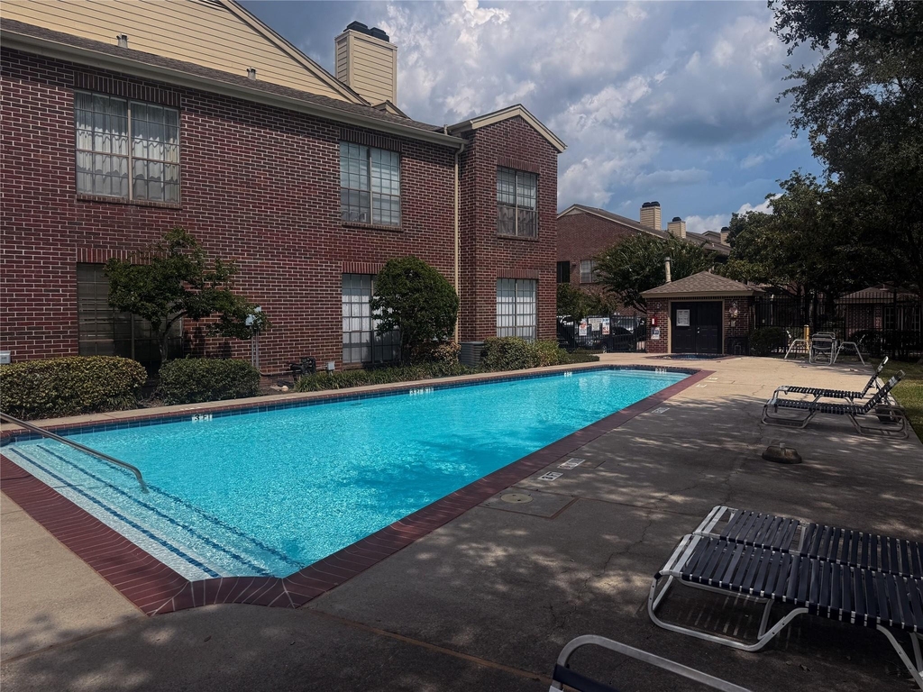 8055 Cambridge Street - Photo 24