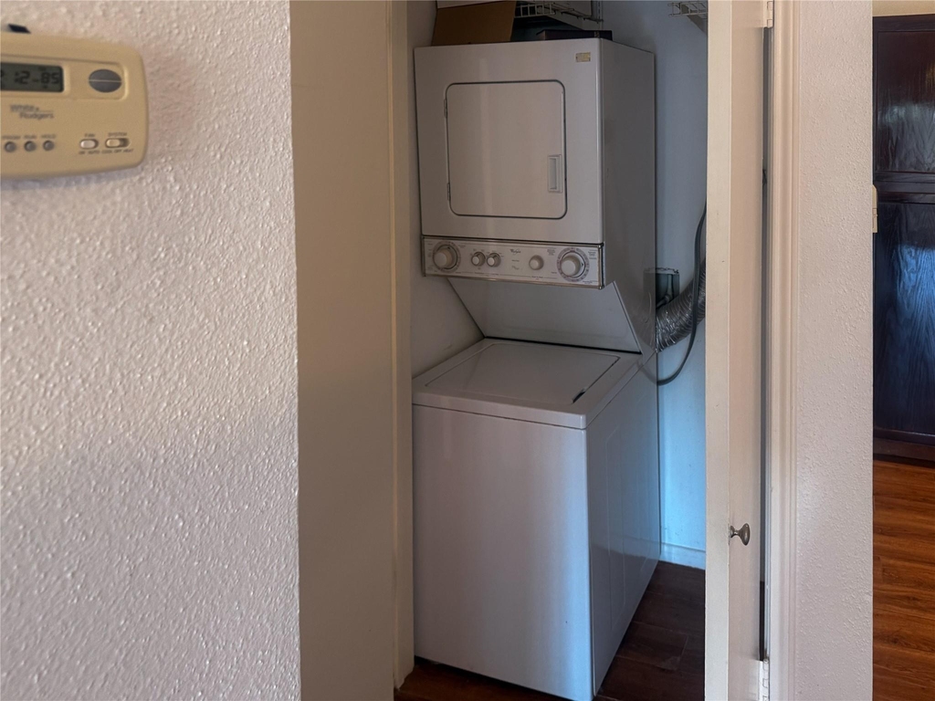 8055 Cambridge Street - Photo 12