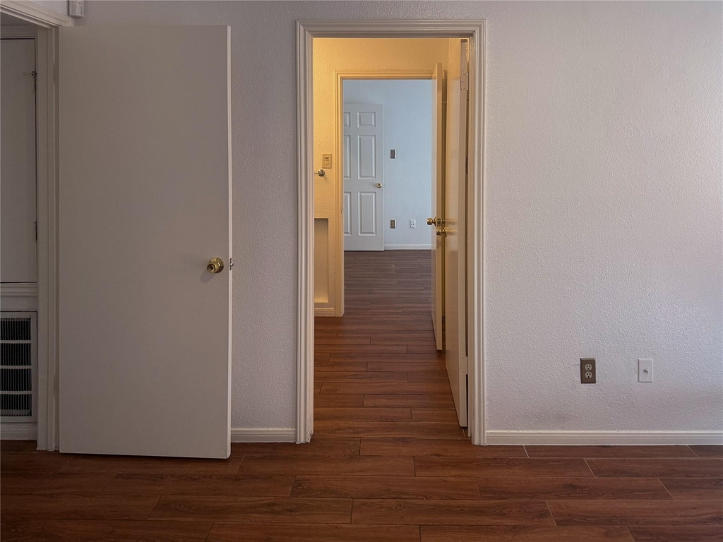 8055 Cambridge Street - Photo 19