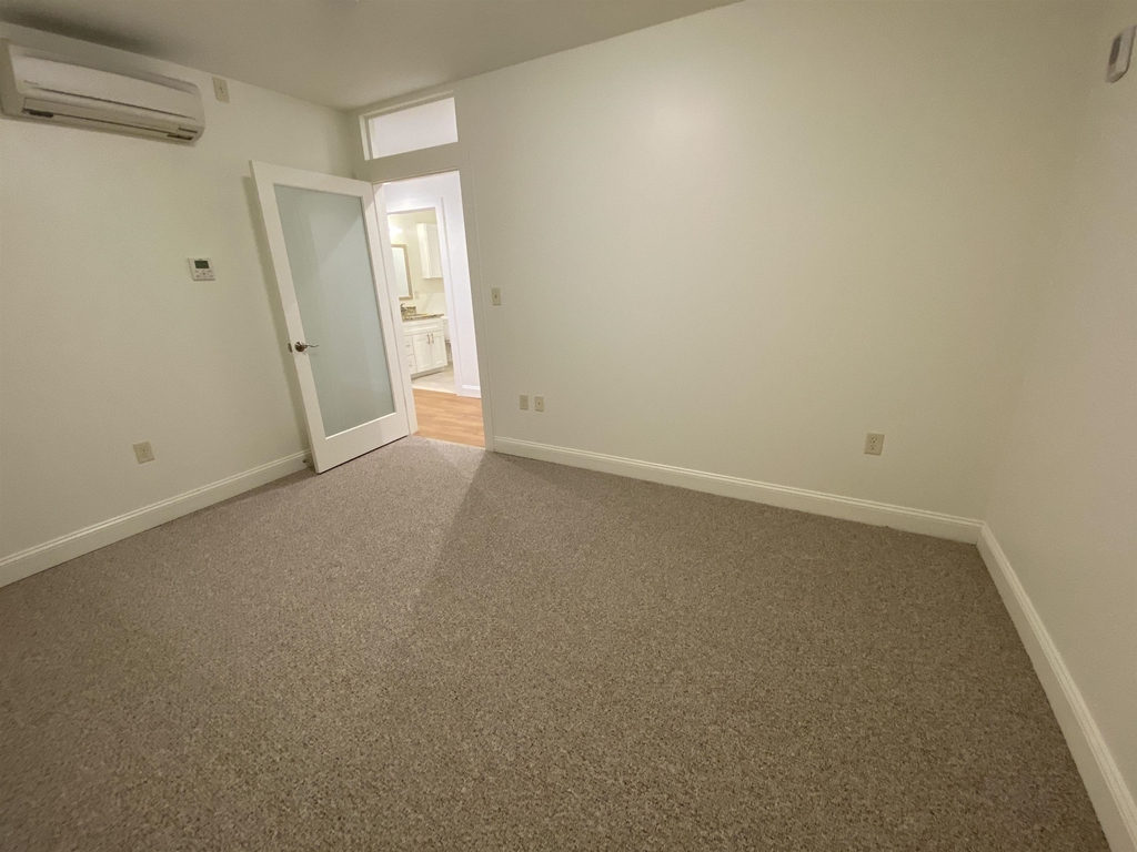 875 Elm - Photo 19