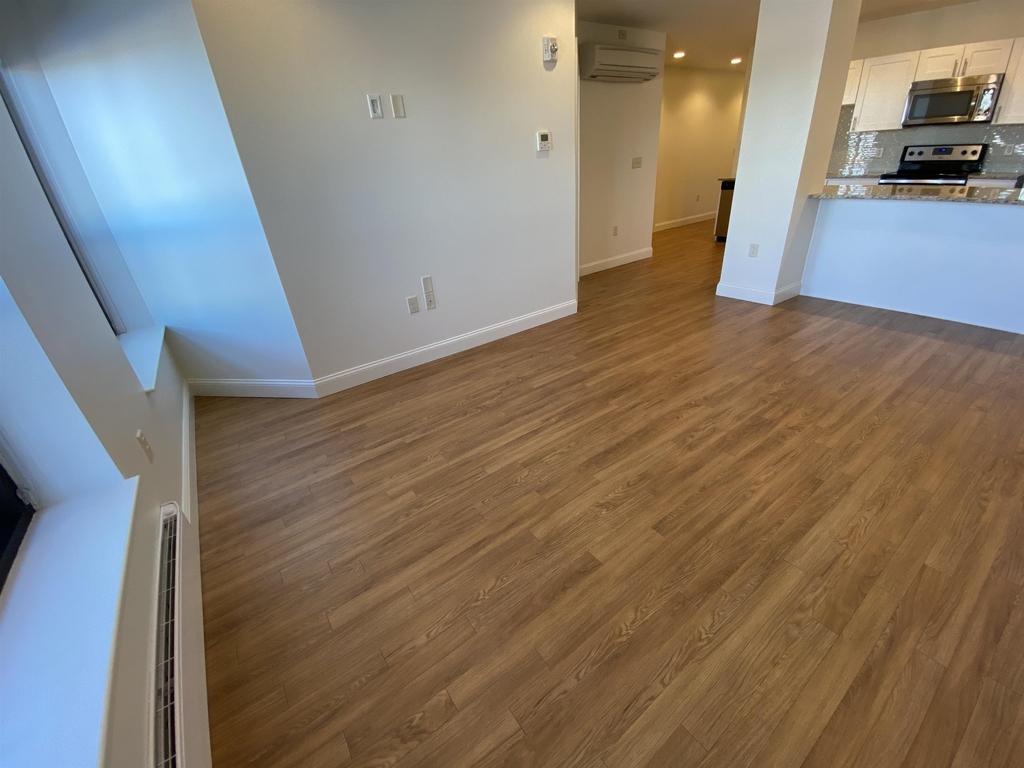 875 Elm - Photo 10