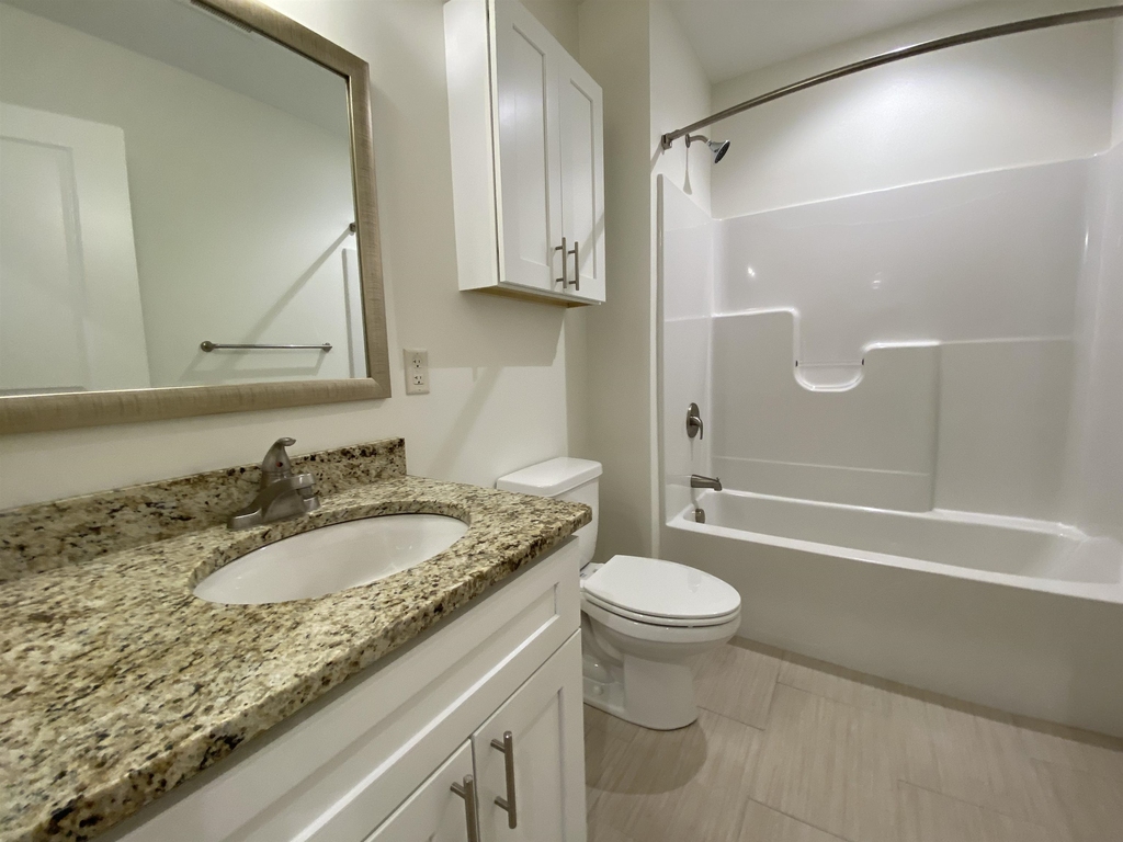 875 Elm - Photo 18