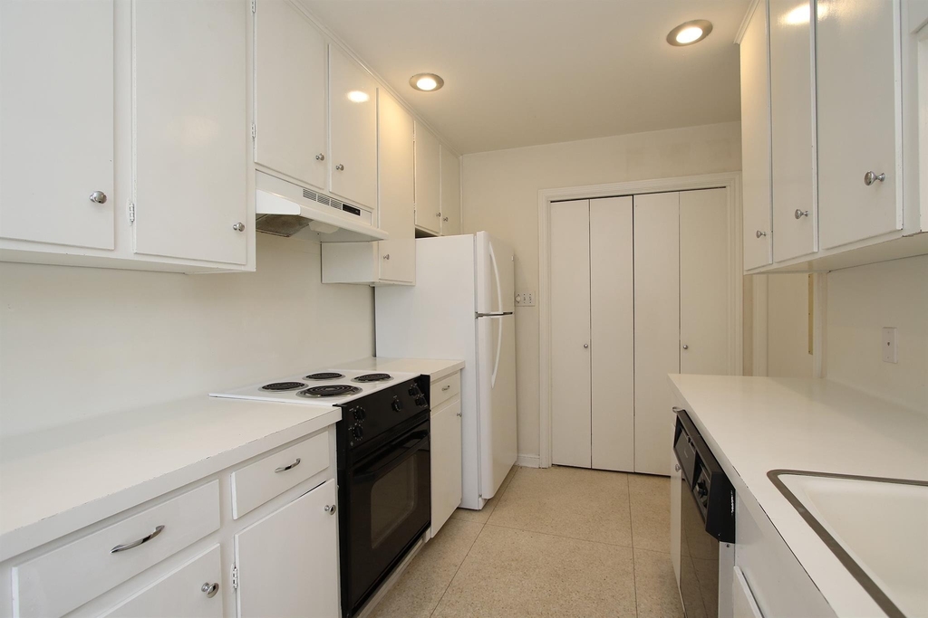 1733 Commonwealth Street - Photo 11