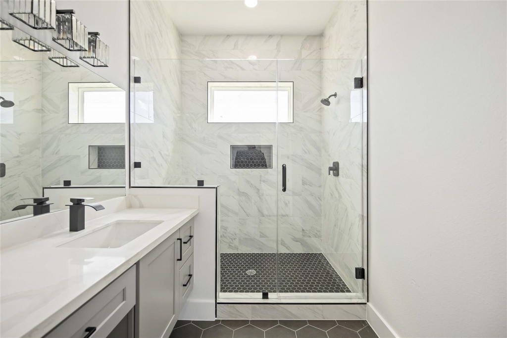 3022 Drew Street - Photo 25