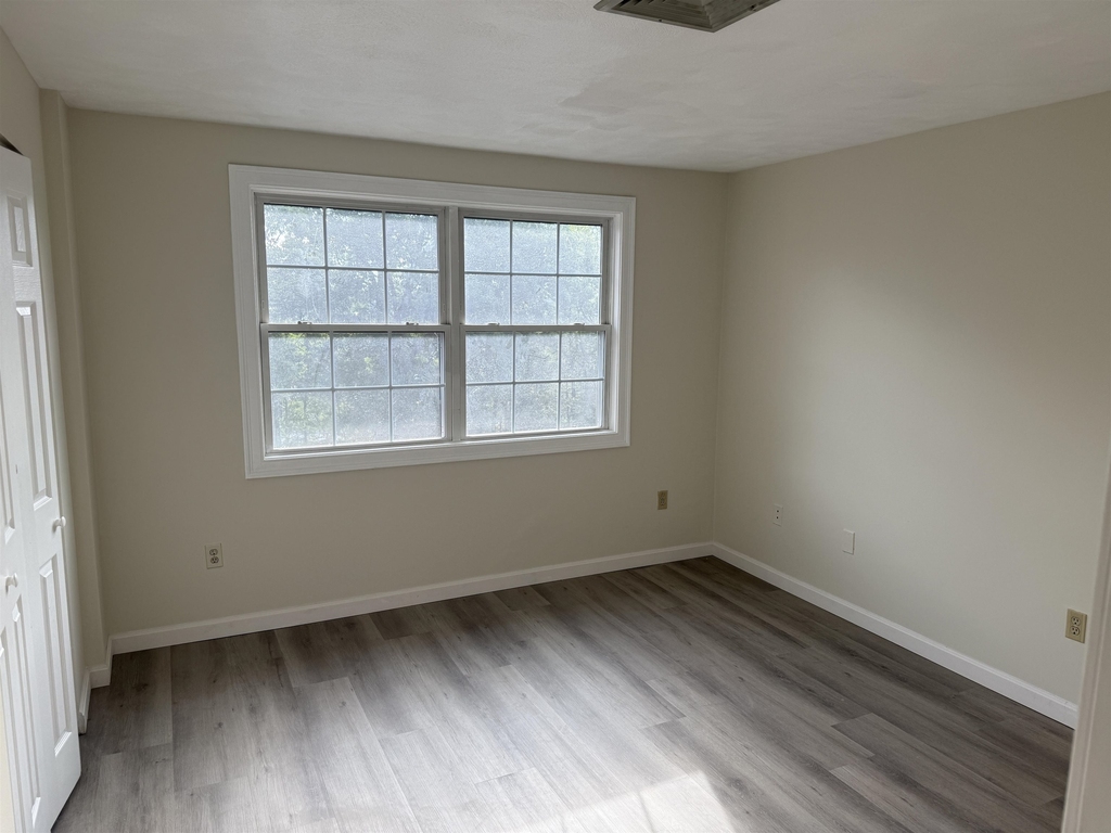 7 Louisburg - Photo 8