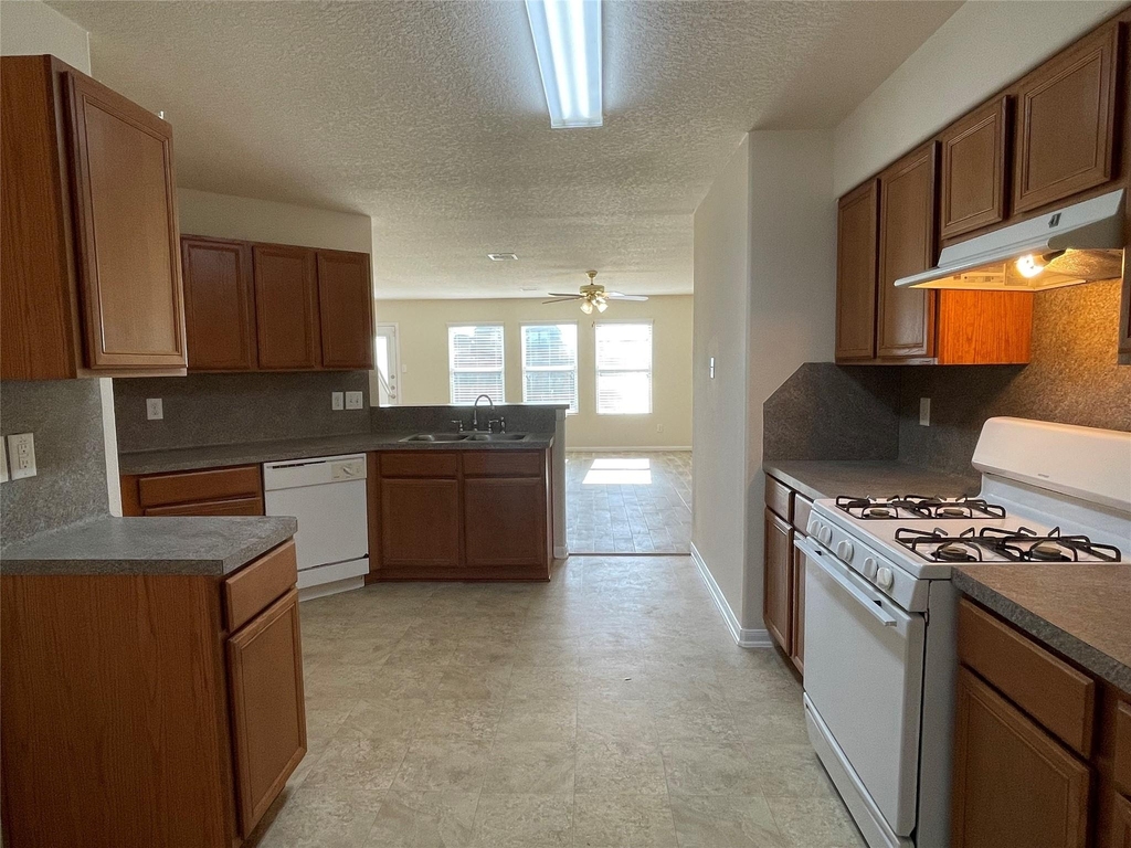 17918 Evergreen Trace Lane - Photo 6
