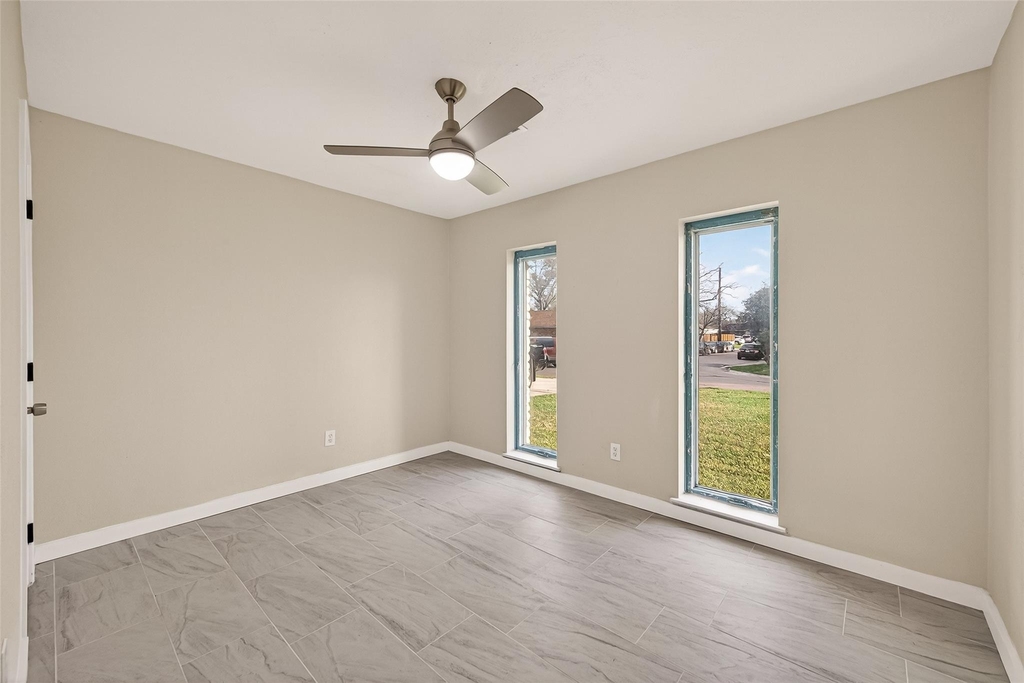 11118 Stroud Drive - Photo 13